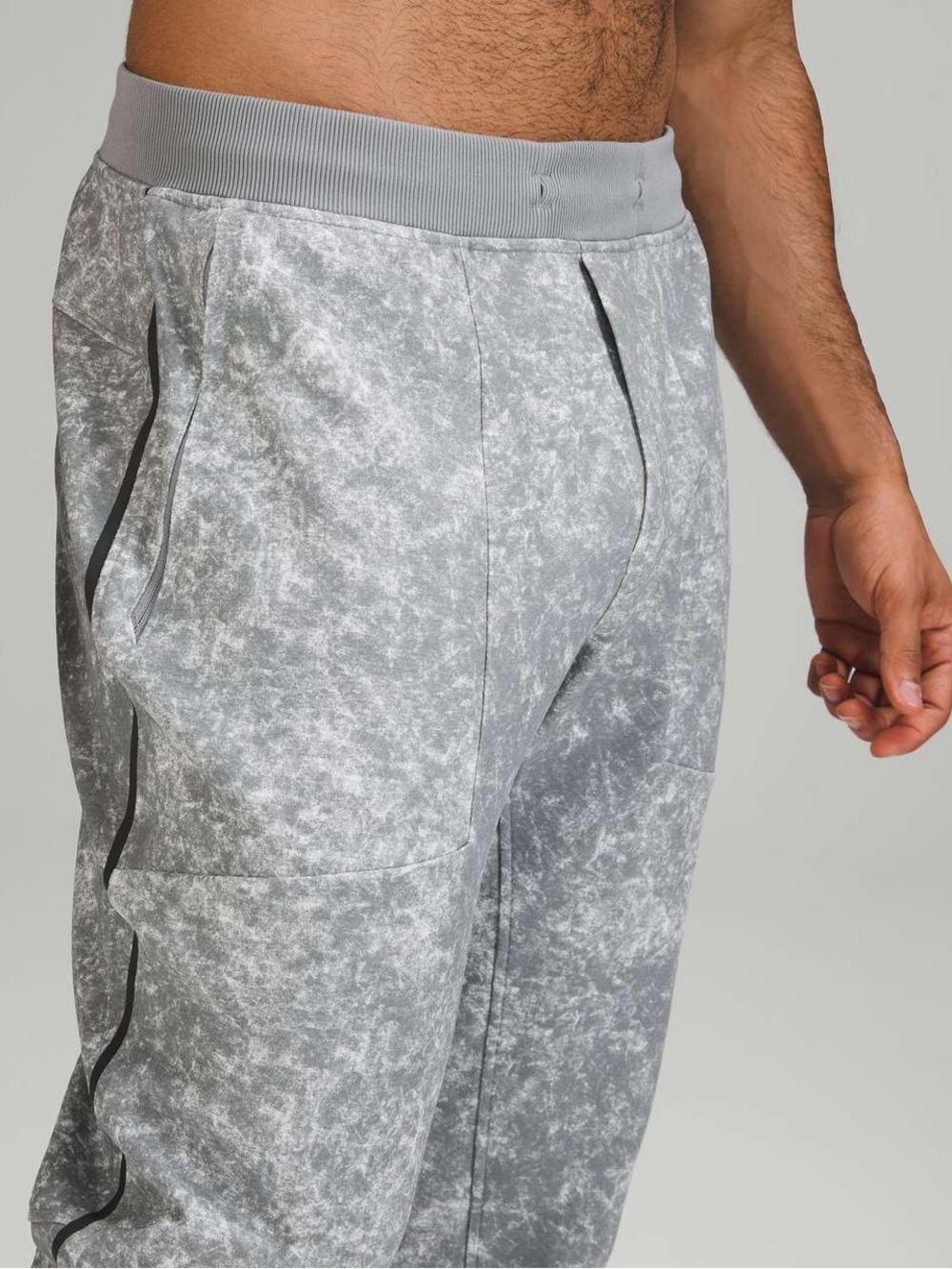 Lululemon Textured Tech Pant Size S - Picture 2 of 11